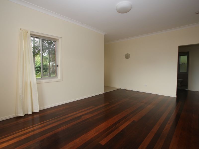 62 Coombe Avenue, Hope Island QLD 4212