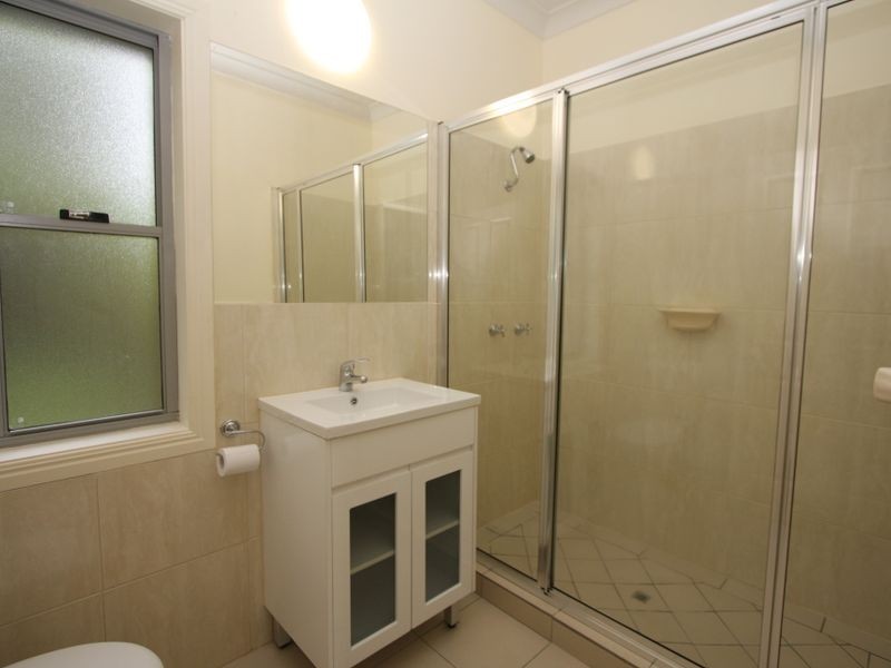 62 Coombe Avenue, Hope Island QLD 4212
