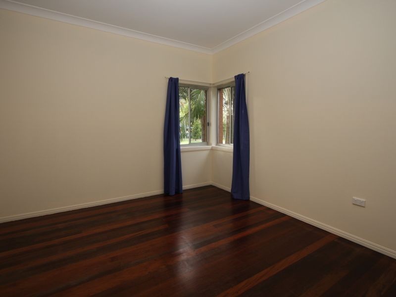62 Coombe Avenue, Hope Island QLD 4212
