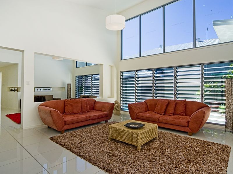20 Southaven Drive, Helensvale QLD 4212