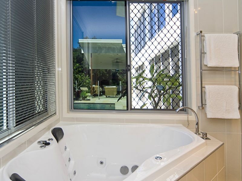 20 Southaven Drive, Helensvale QLD 4212