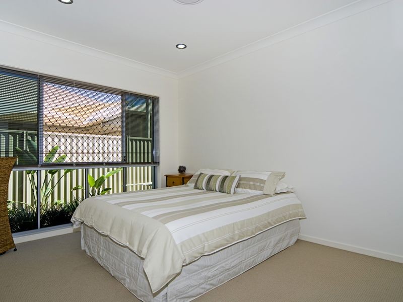 20 Southaven Drive, Helensvale QLD 4212