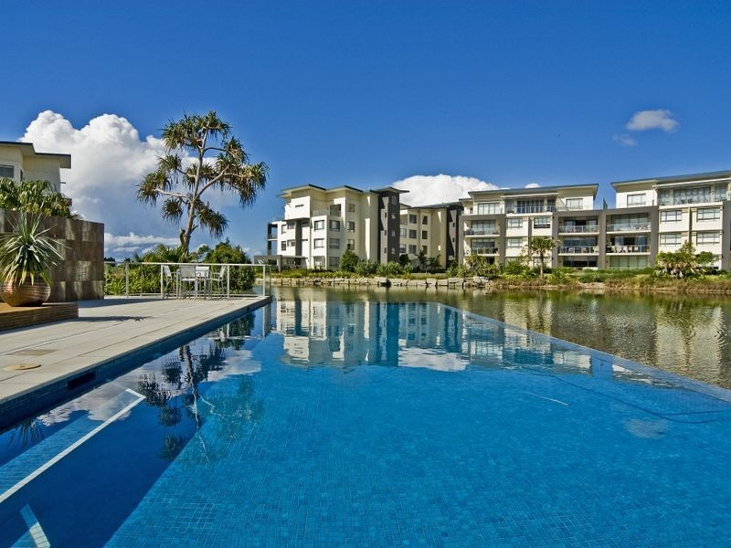 244/3 Pendraat Parade, Hope Island QLD 4212