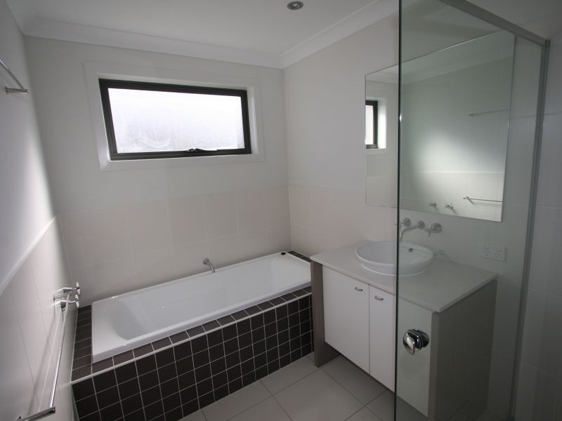 7 Galley Road, Hope Island QLD 4212