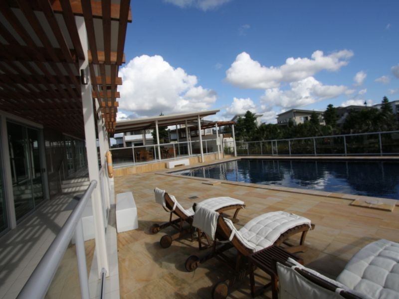 7 Galley Road, Hope Island QLD 4212