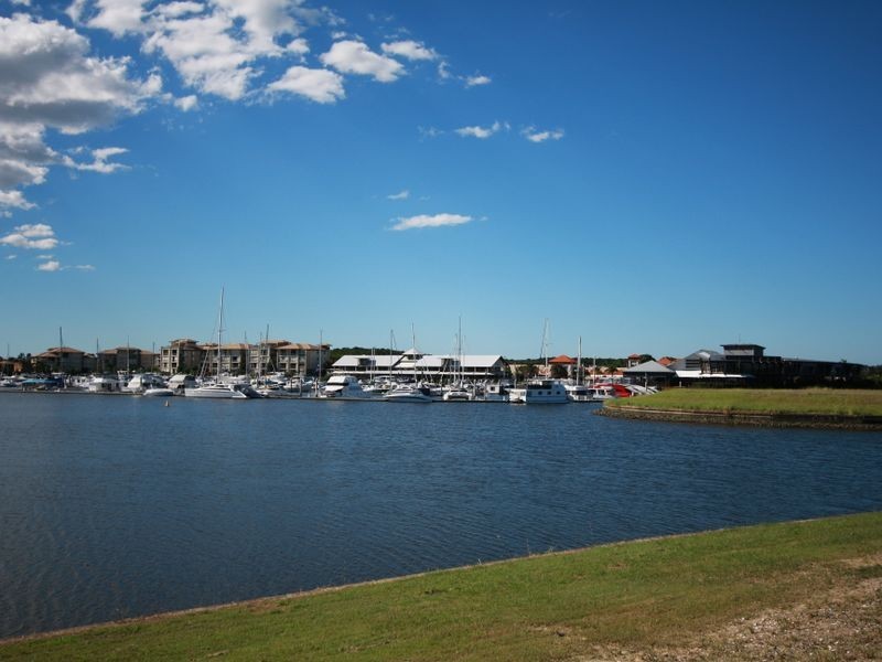 Hope Island QLD 4212