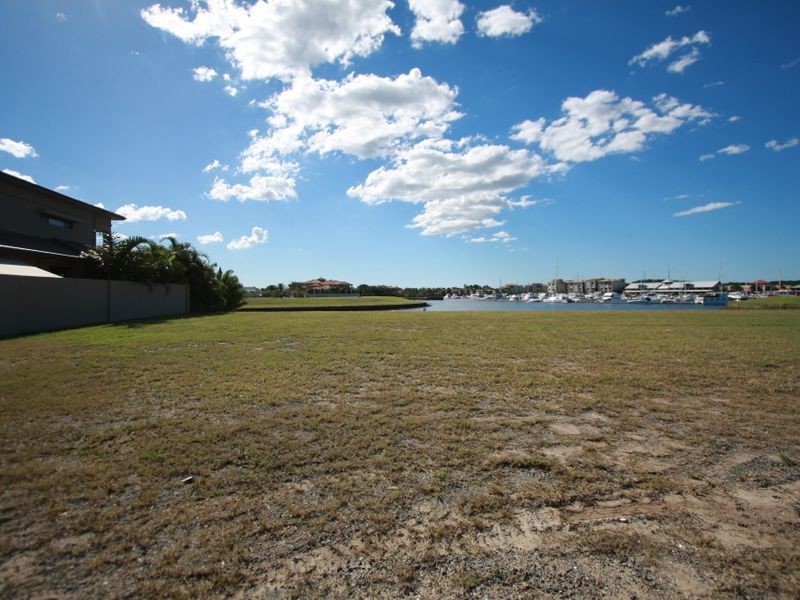 Hope Island QLD 4212