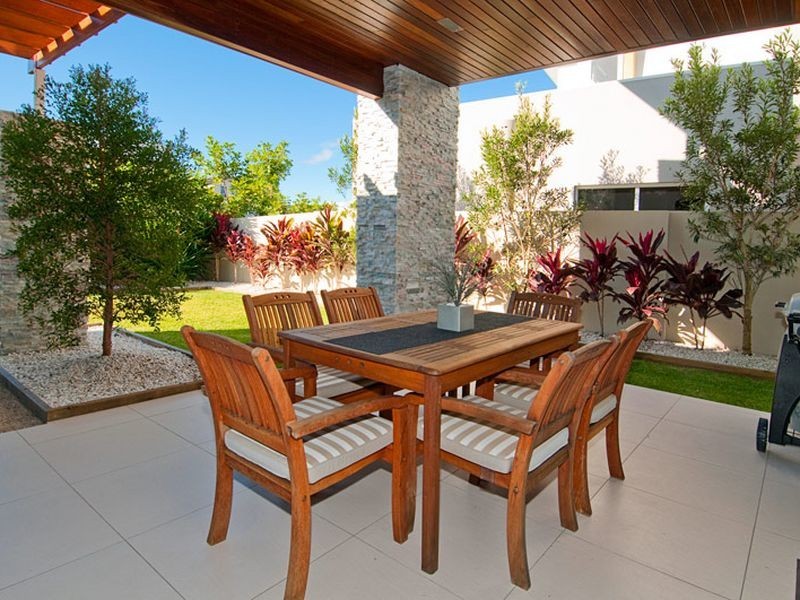 3 Onshore Place, Helensvale QLD 4212