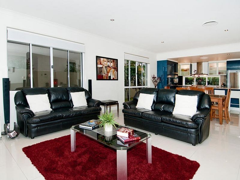 3 Onshore Place, Helensvale QLD 4212