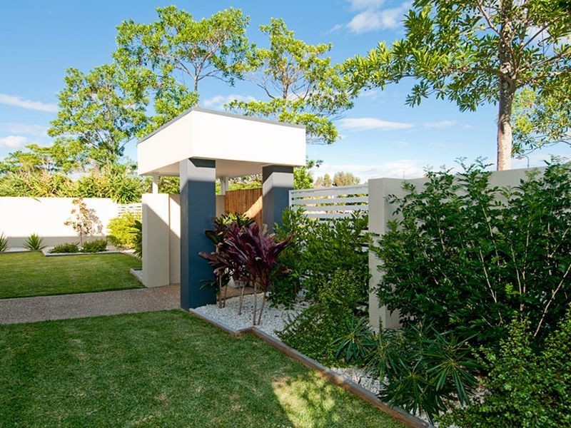 3 Onshore Place, Helensvale QLD 4212