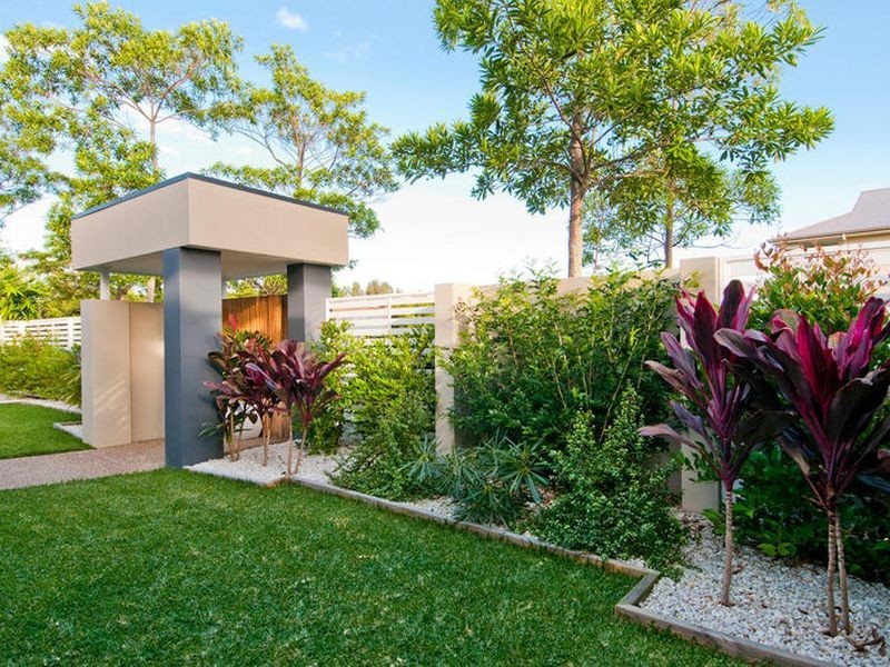 3 Onshore Place, Helensvale QLD 4212