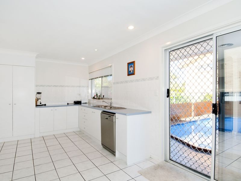 14-16 Lergessner Street, Biggera Waters QLD 4216