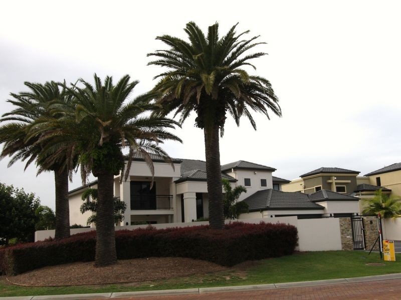 51 The Sovereign Mile, Sovereign Islands QLD 4216