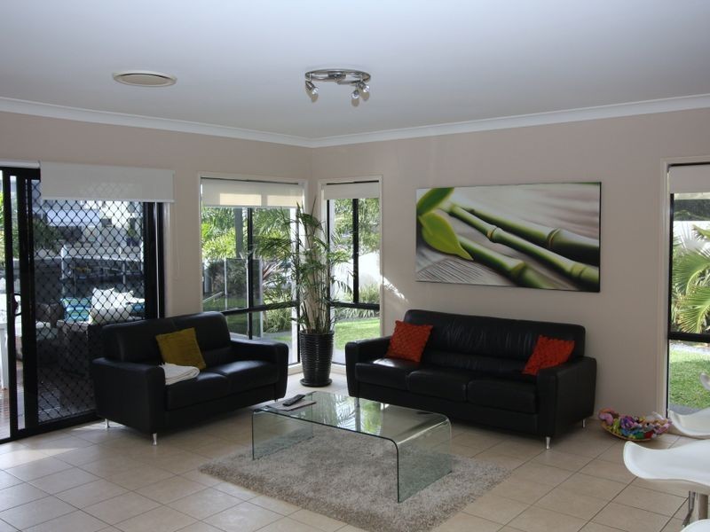 51 The Sovereign Mile, Sovereign Islands QLD 4216