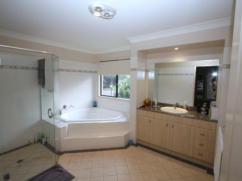 51 The Sovereign Mile, Sovereign Islands QLD 4216