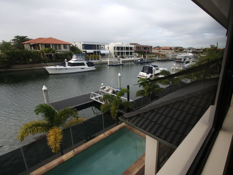 51 The Sovereign Mile, Sovereign Islands QLD 4216