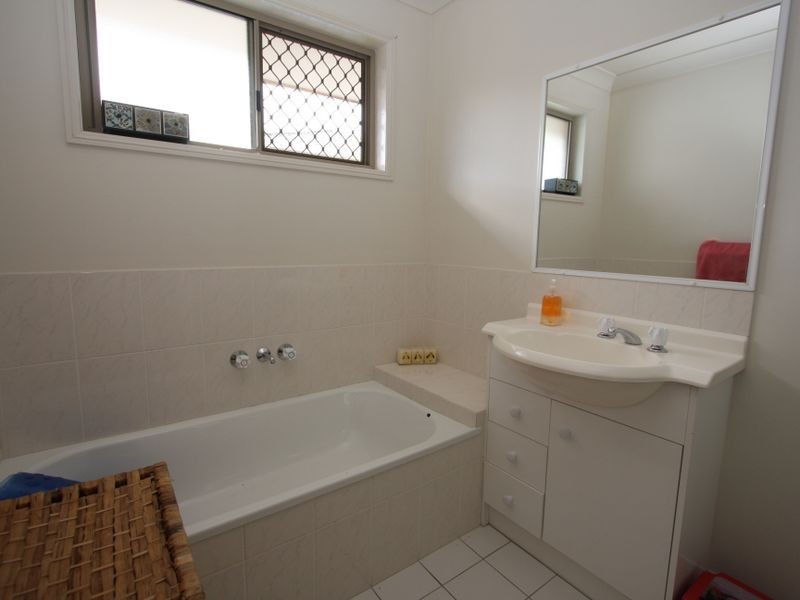 33 Numbat Court, Coombabah QLD 4216