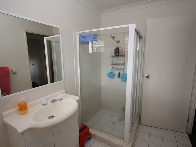 33 Numbat Court, Coombabah QLD 4216