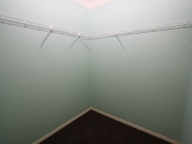 5 Namatjira Street, Paradise Point QLD 4216