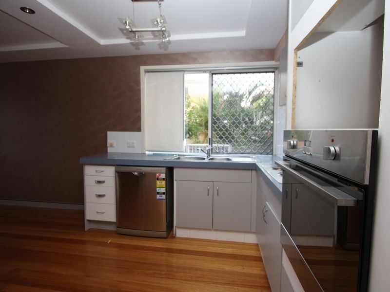 5/111 Frank Street, Labrador QLD 4215