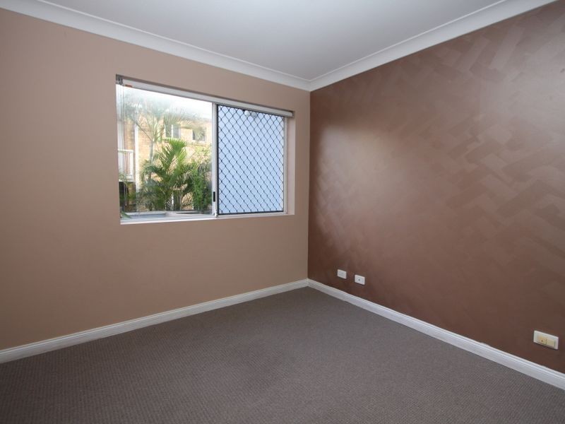 5/111 Frank Street, Labrador QLD 4215