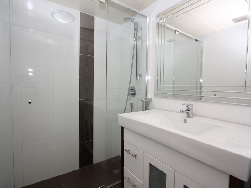 5/111 Frank Street, Labrador QLD 4215