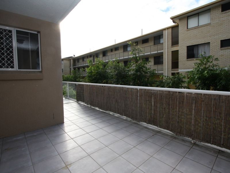 5/111 Frank Street, Labrador QLD 4215