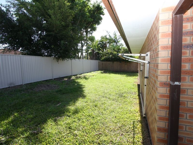 2/267 Government Road, Labrador QLD 4215