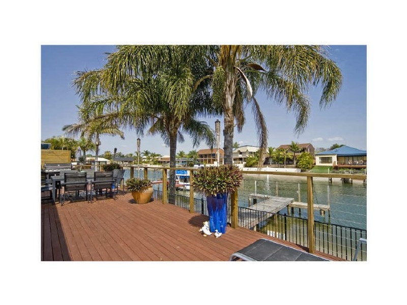 Paradise Point QLD 4216
