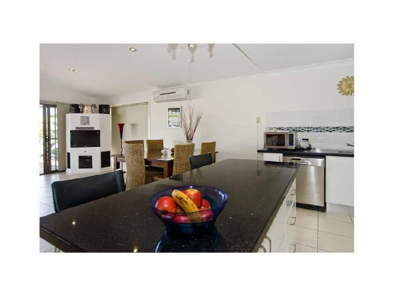 Paradise Point QLD 4216