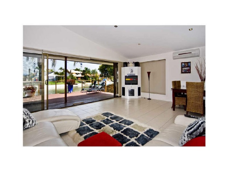 Paradise Point QLD 4216