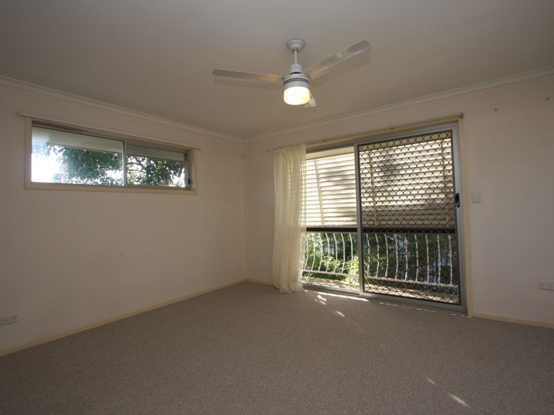 2/17 Teal Avenue, Paradise Point QLD 4216