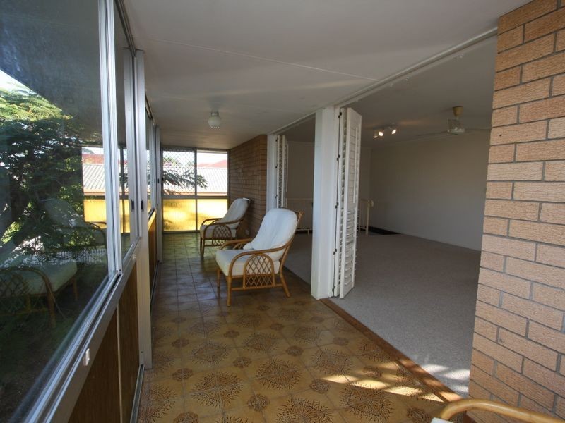 2/17 Teal Avenue, Paradise Point QLD 4216