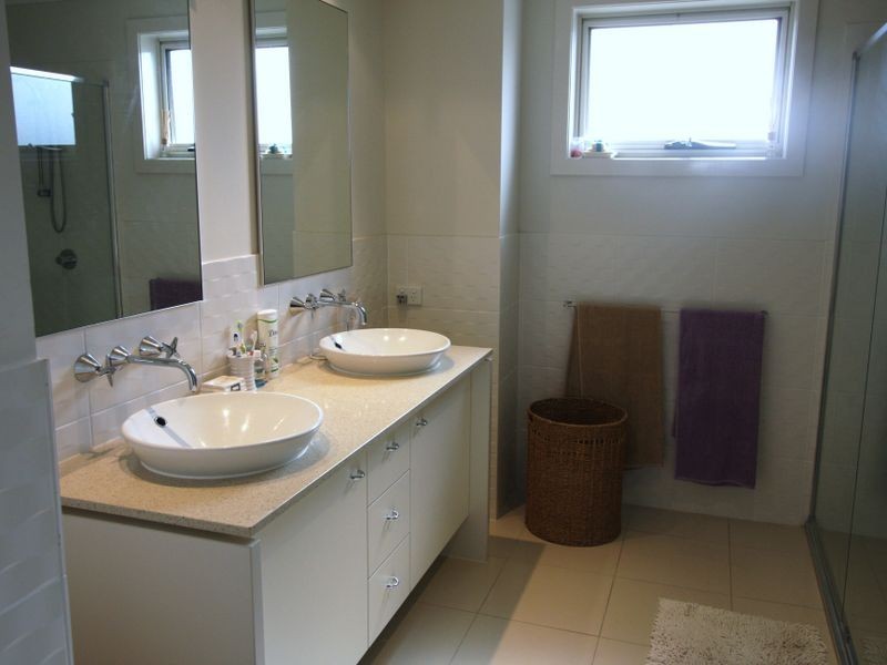 9 Galley Road, Hope Island QLD 4212