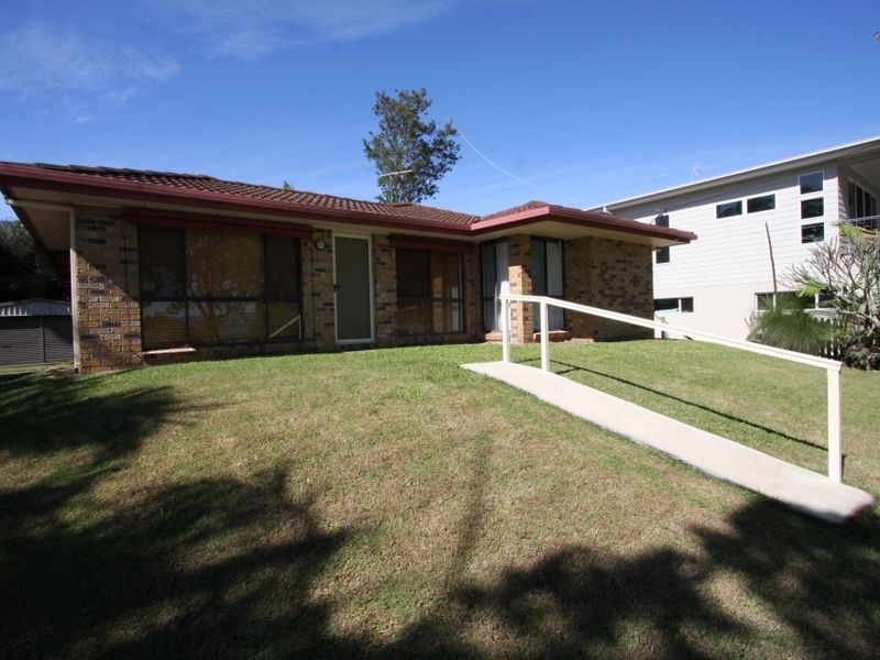 14 Crescent Avenue, Hope Island QLD 4212