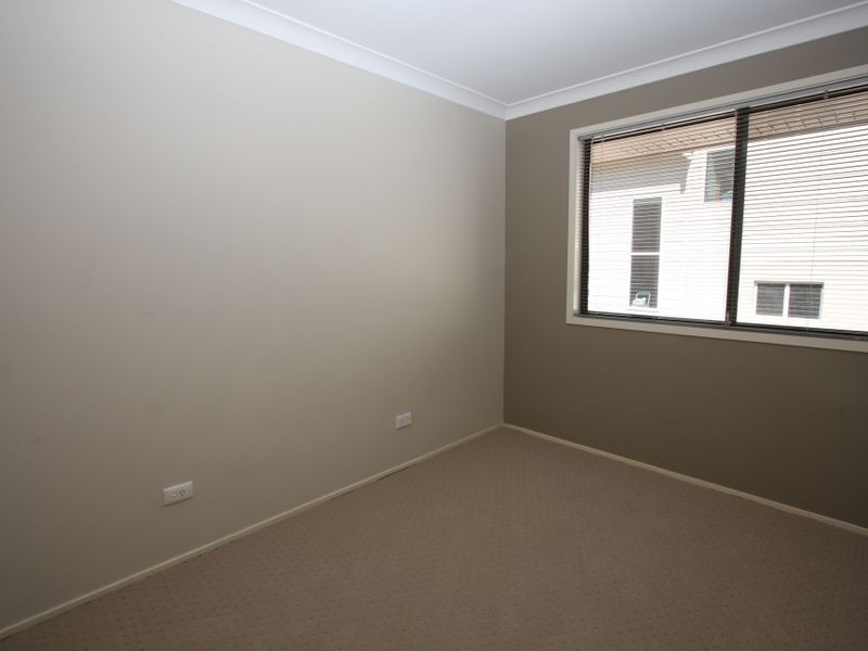 14 Crescent Avenue, Hope Island QLD 4212