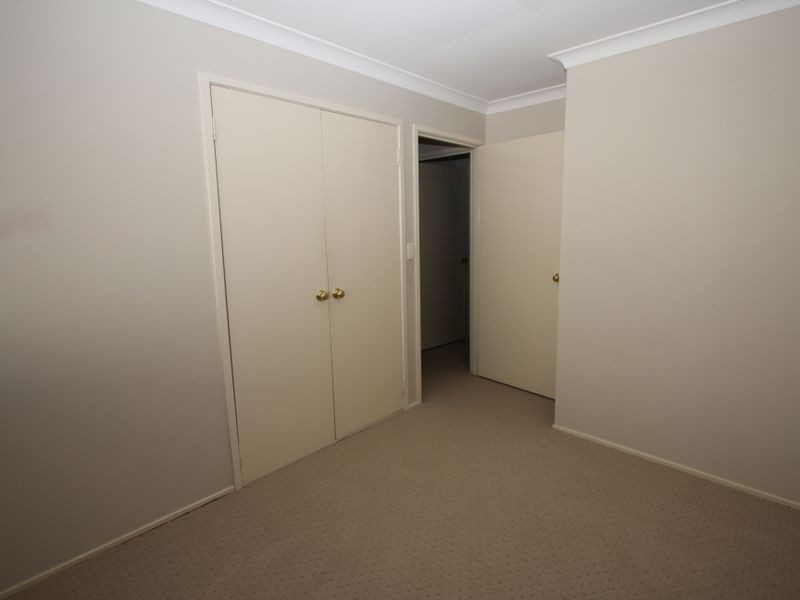 14 Crescent Avenue, Hope Island QLD 4212