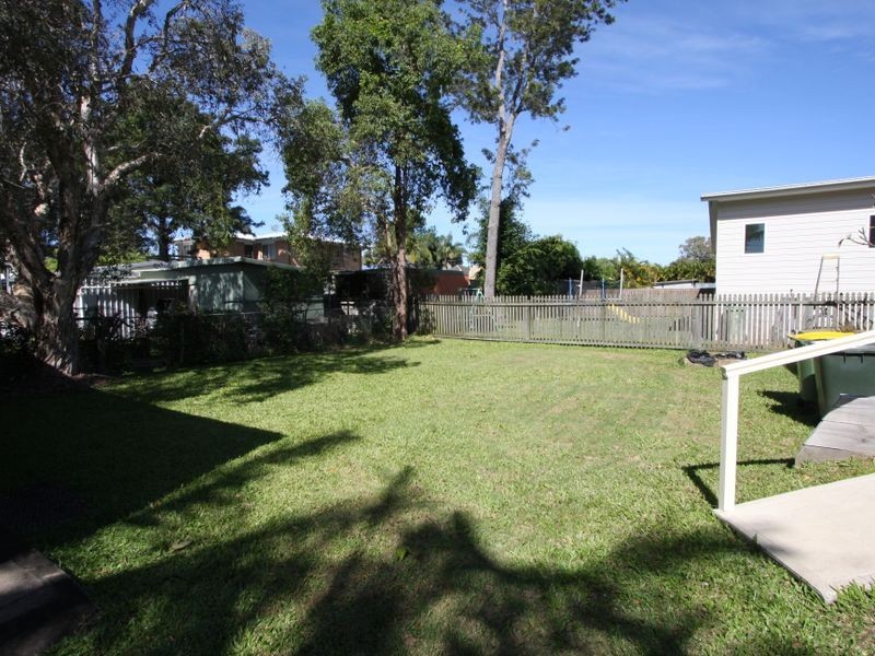 14 Crescent Avenue, Hope Island QLD 4212