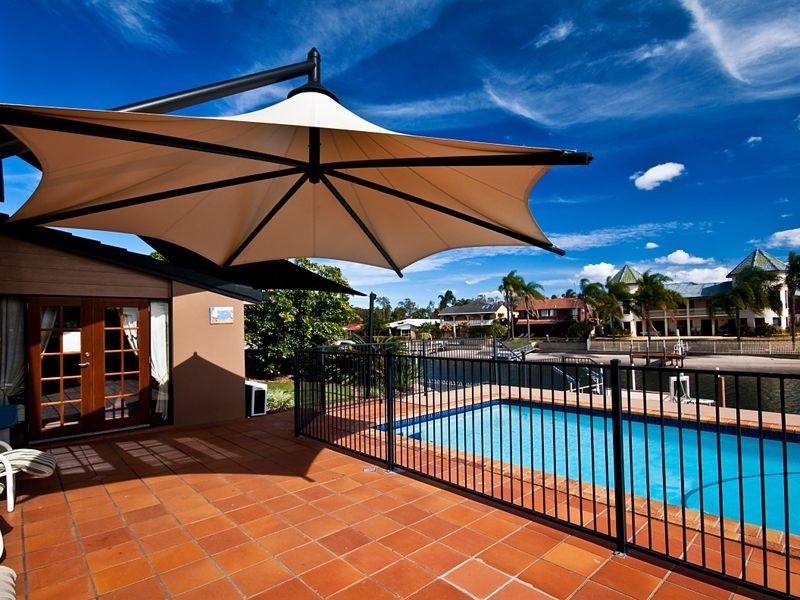 352 Bayview Street, Hollywell QLD 4216