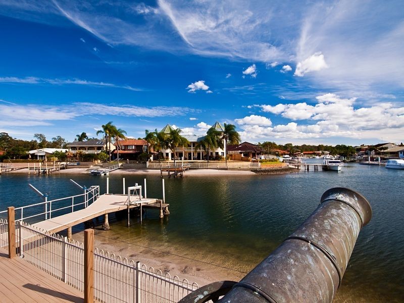 352 Bayview Street, Hollywell QLD 4216