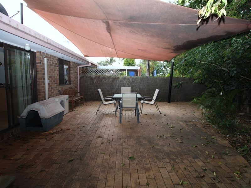 1/102 Kangaroo Avenue, Coombabah QLD 4216