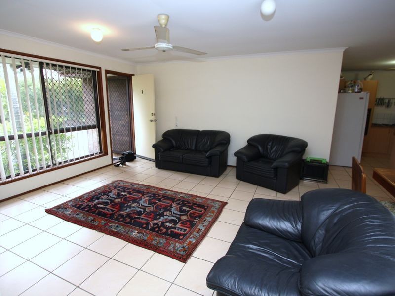 1/102 Kangaroo Avenue, Coombabah QLD 4216