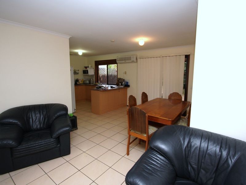 1/102 Kangaroo Avenue, Coombabah QLD 4216