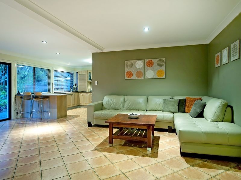 20 Arlene Park Terrace, Helensvale QLD 4212