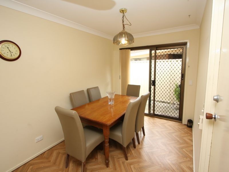 1/15 Eurimbula Court, Paradise Point QLD 4216