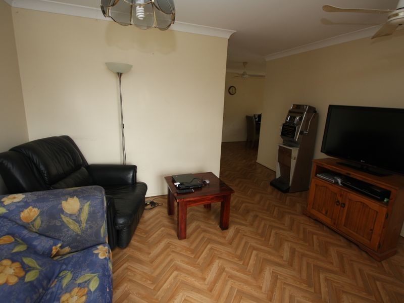 1/15 Eurimbula Court, Paradise Point QLD 4216