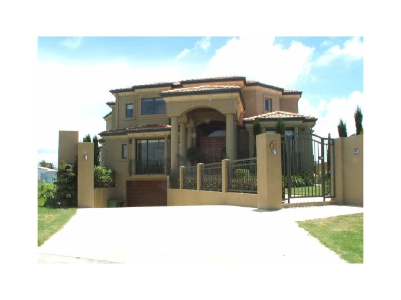 Sovereign Islands QLD 4216