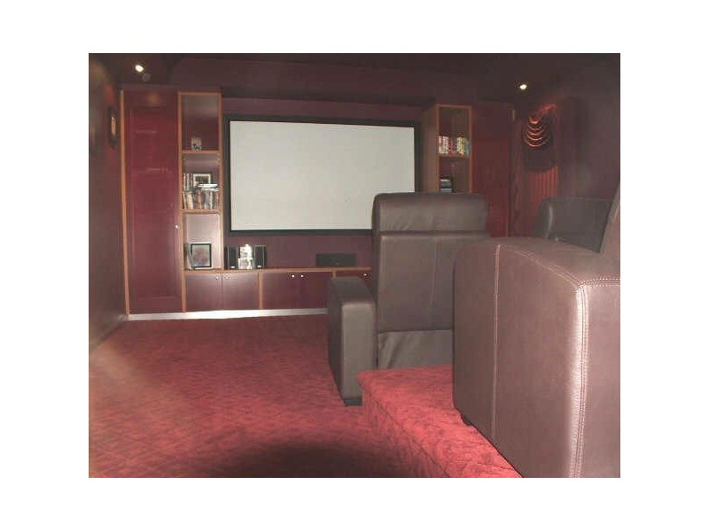 Sovereign Islands QLD 4216