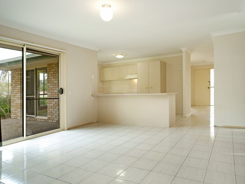 3 Eric Sykes Close, Parkwood QLD 4214