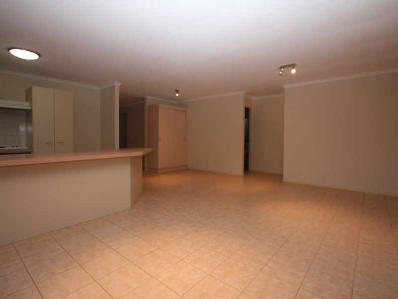 2 Rushworth Court, Arundel QLD 4214